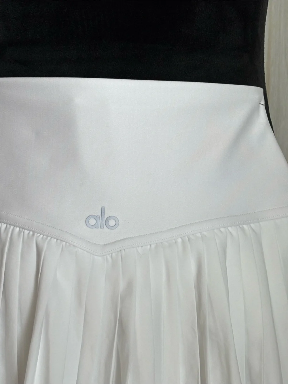 ALO Yoga White Pleated Mini Skirt